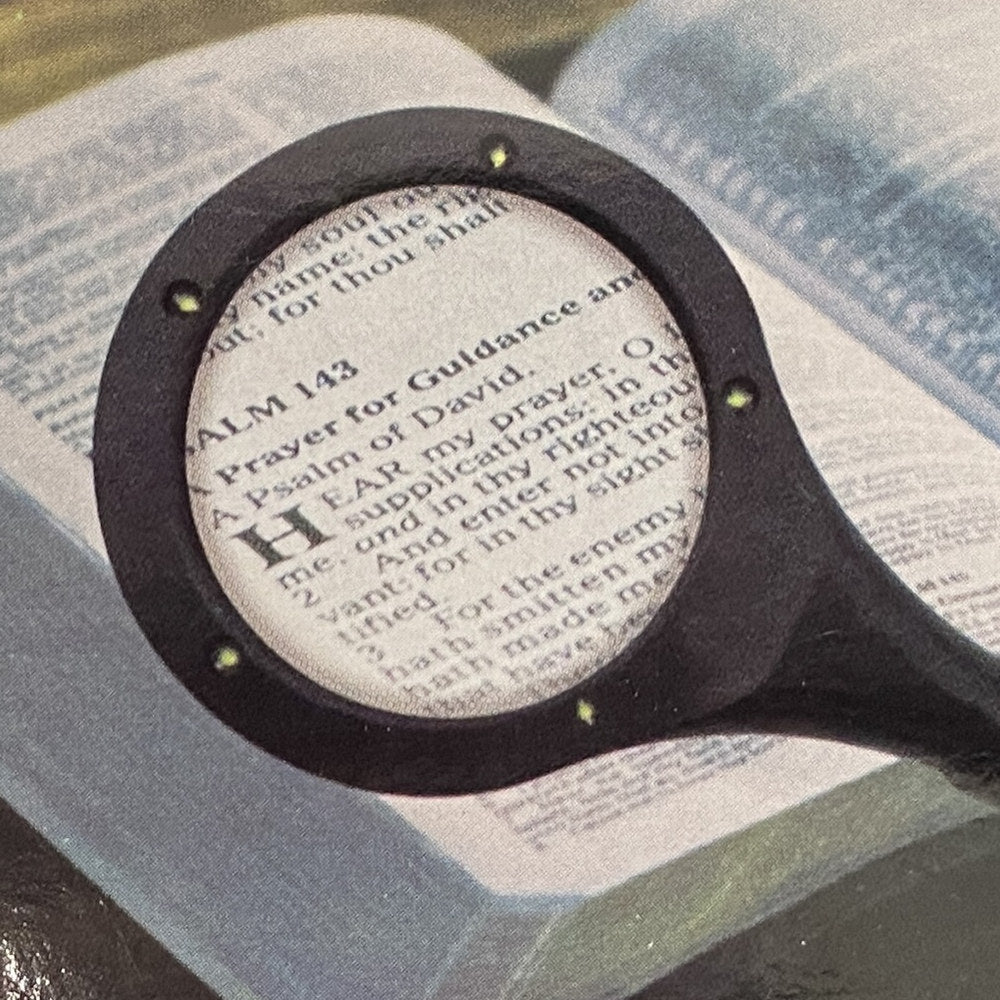 LED Hand-Held 66mm Magnifying Glass with 5 Bright LEDs, Waterproof & Lightweight - SuperSaverAU - view 2