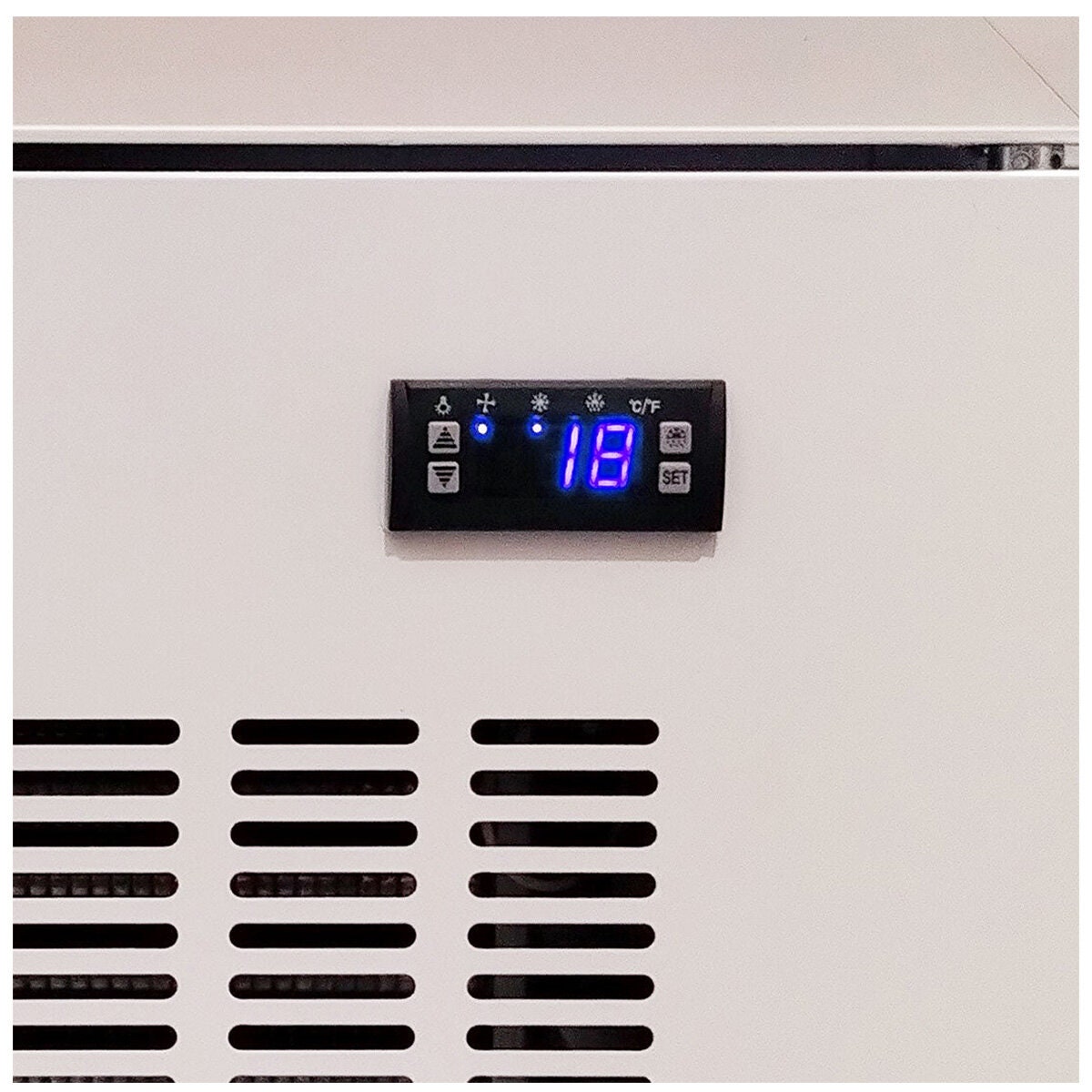 Schmick 389L Glass Door Beverage Refrigerator - White, Single Zone, 9 Star Rating - HUS-C5