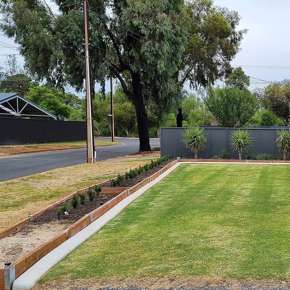 Jack Joiner Post - 50 x 450mm - Galvanised Steel - Retaining Wall System - SuperSaverAU - view 4