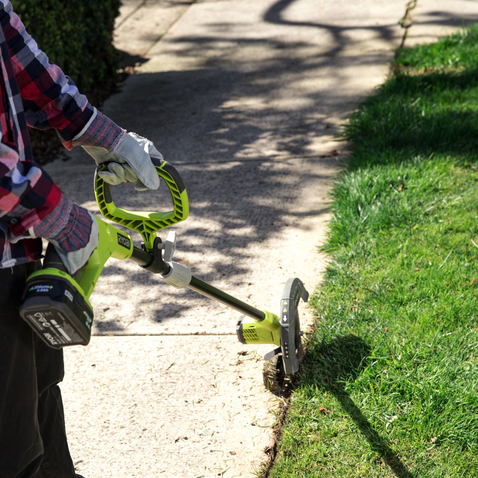 Ryobi One+ 18V Cordless 220mm Edger - Tool Only OED1850