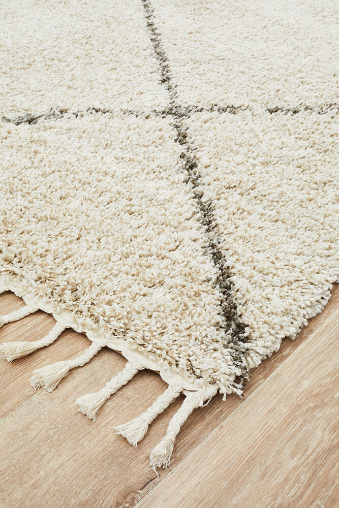 Rug Culture Saffron medium natural rug 230x160cm - power loomed polypropylene, 40mm pile - SAF22NAT230X160