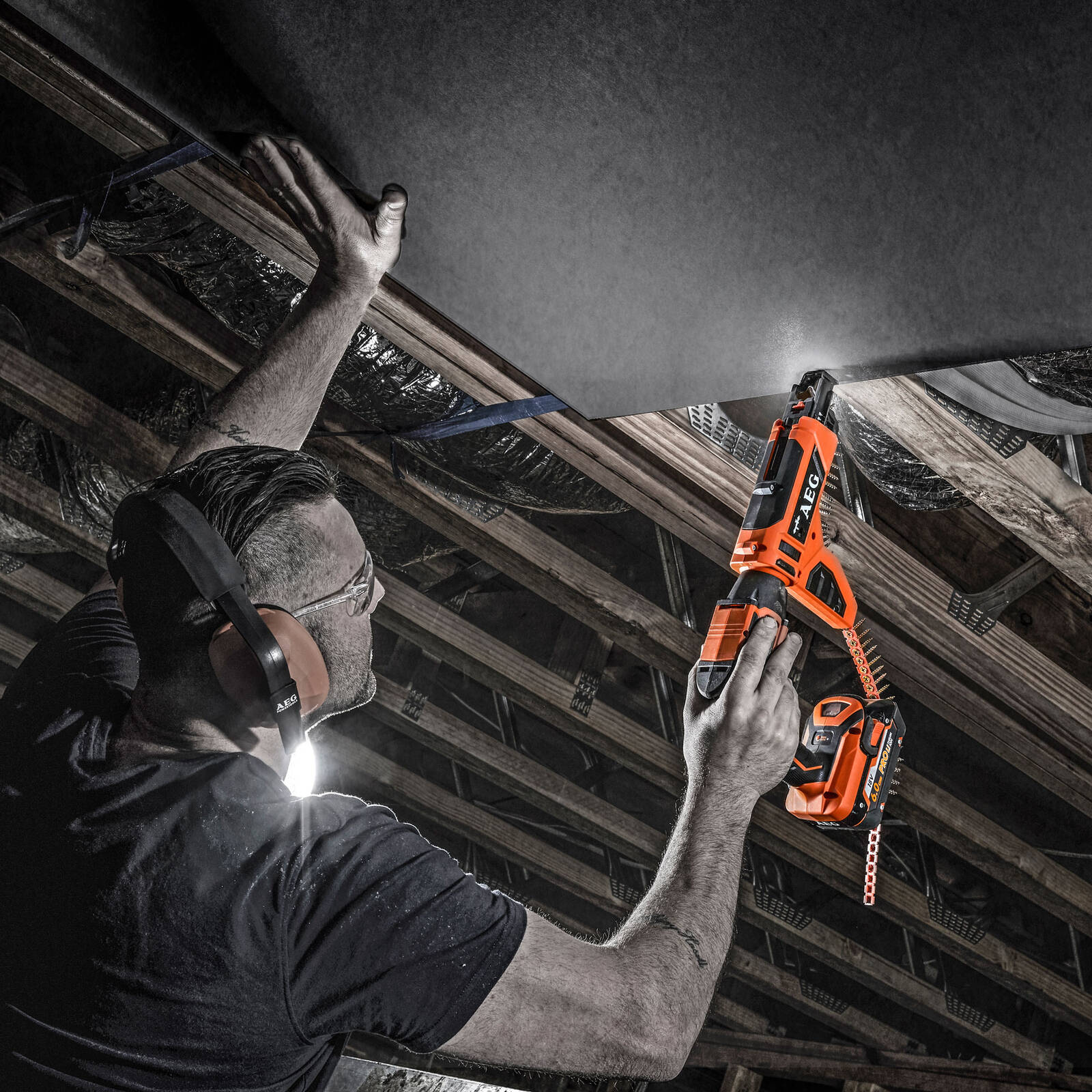 AEG 18V Brushless Collated Screwdriver Skin Only BTS18BL-0