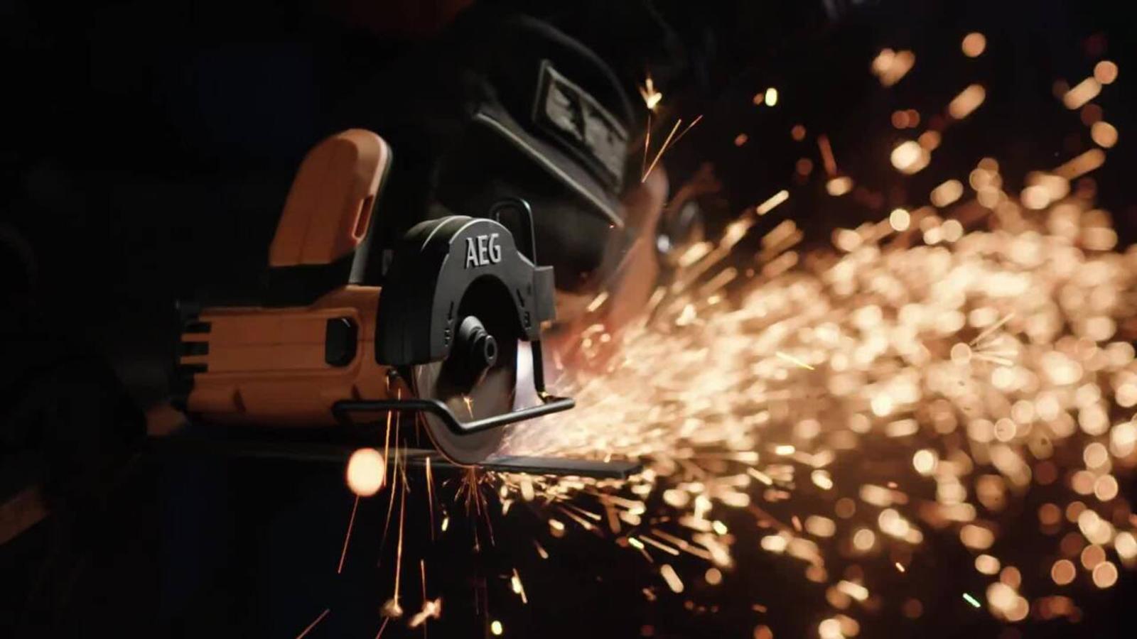 AEG 18V 3" Brushless Sub Compact Cut Off Tool - Skin Only