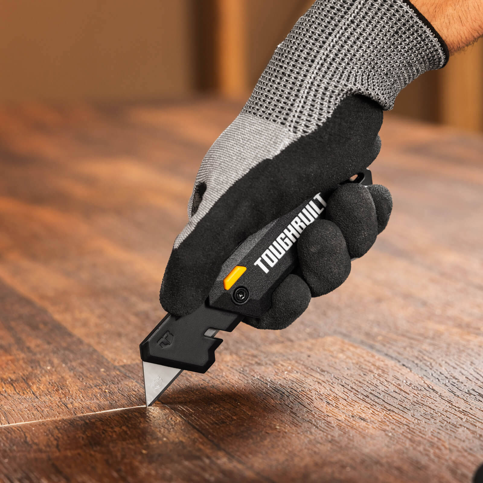 ToughBuilt Sub-Compact Folding Utility Knife with Belt Clip