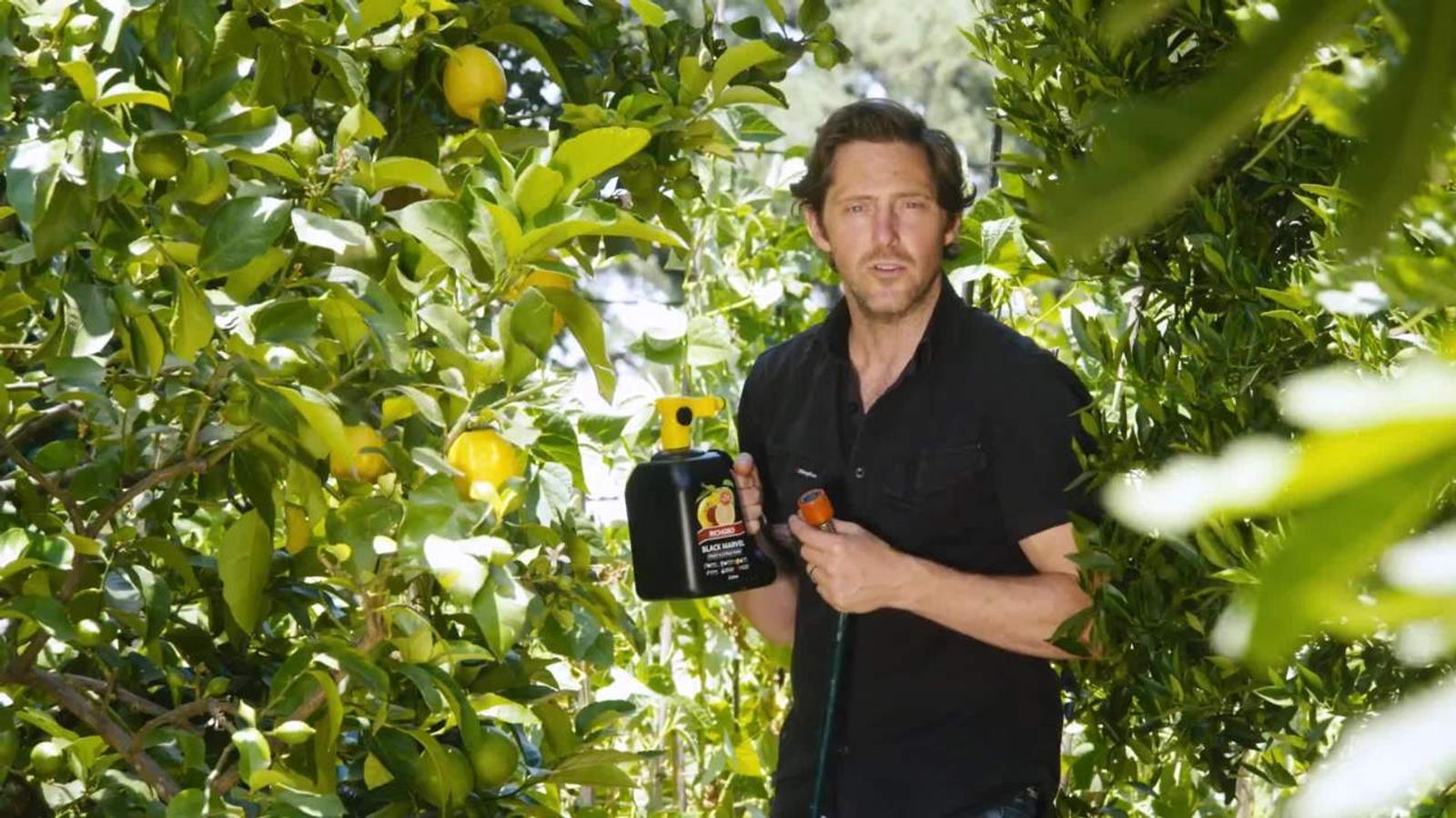 Richgro Black Marvel 1L Fruit & Citrus Food Concentrate Liquid Fertiliser