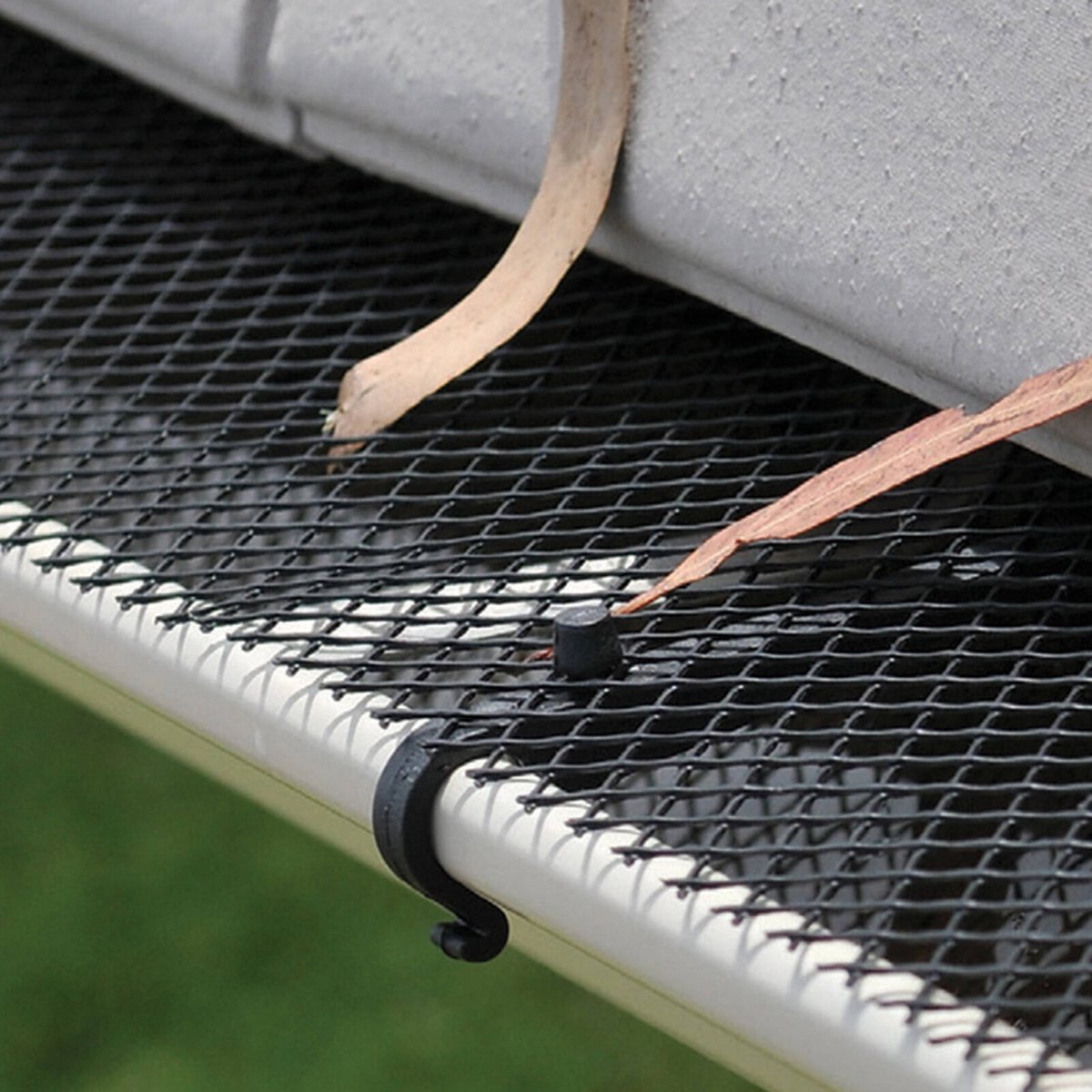 Jack StayMesh Black Plastic Gutterguard Mesh with Clips 160mm x 6m