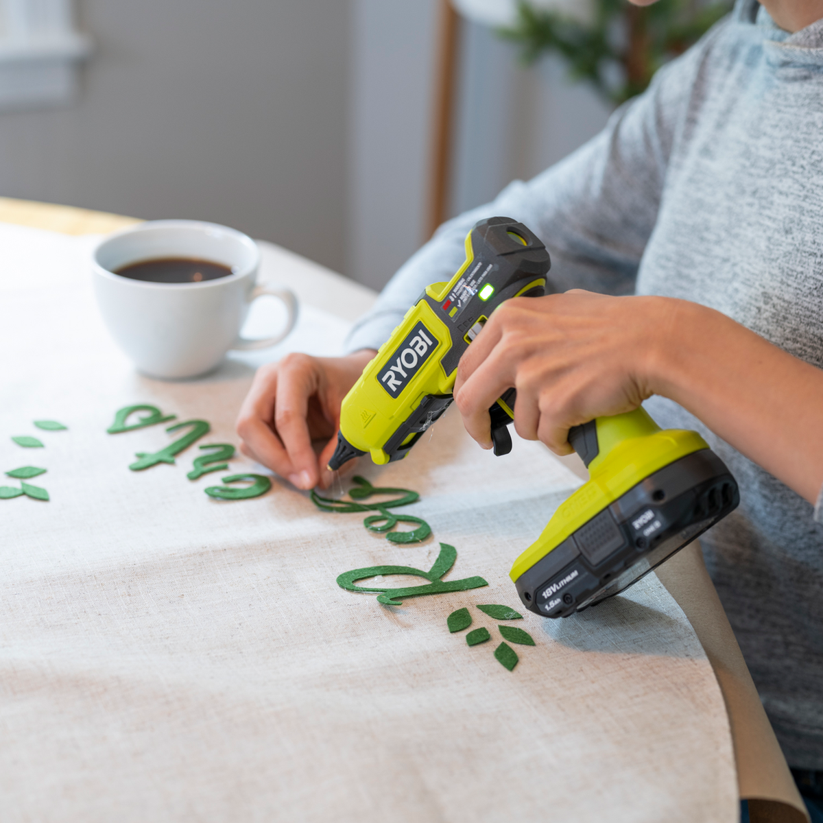 Ryobi 18V One Dual Temperature Glue Gun Tool Only - 11mm Glue Sticks - 3 Min Heat-Up - SuperSaverAU - view 4