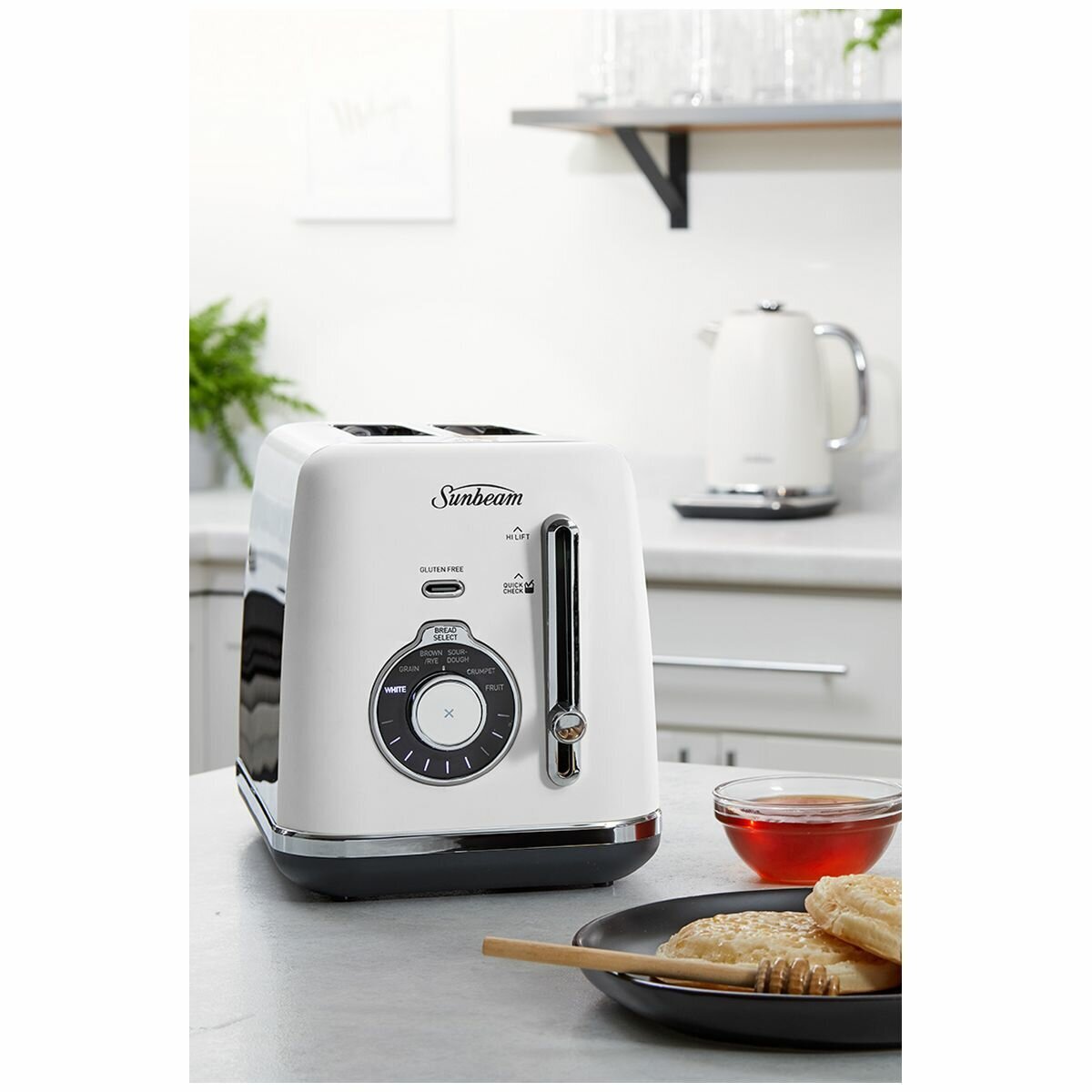Sunbeam Alinea Select 2 Slice Toaster - White, 9 Browning Settings, 6 Bread Types, QuickCheck - TA2820W