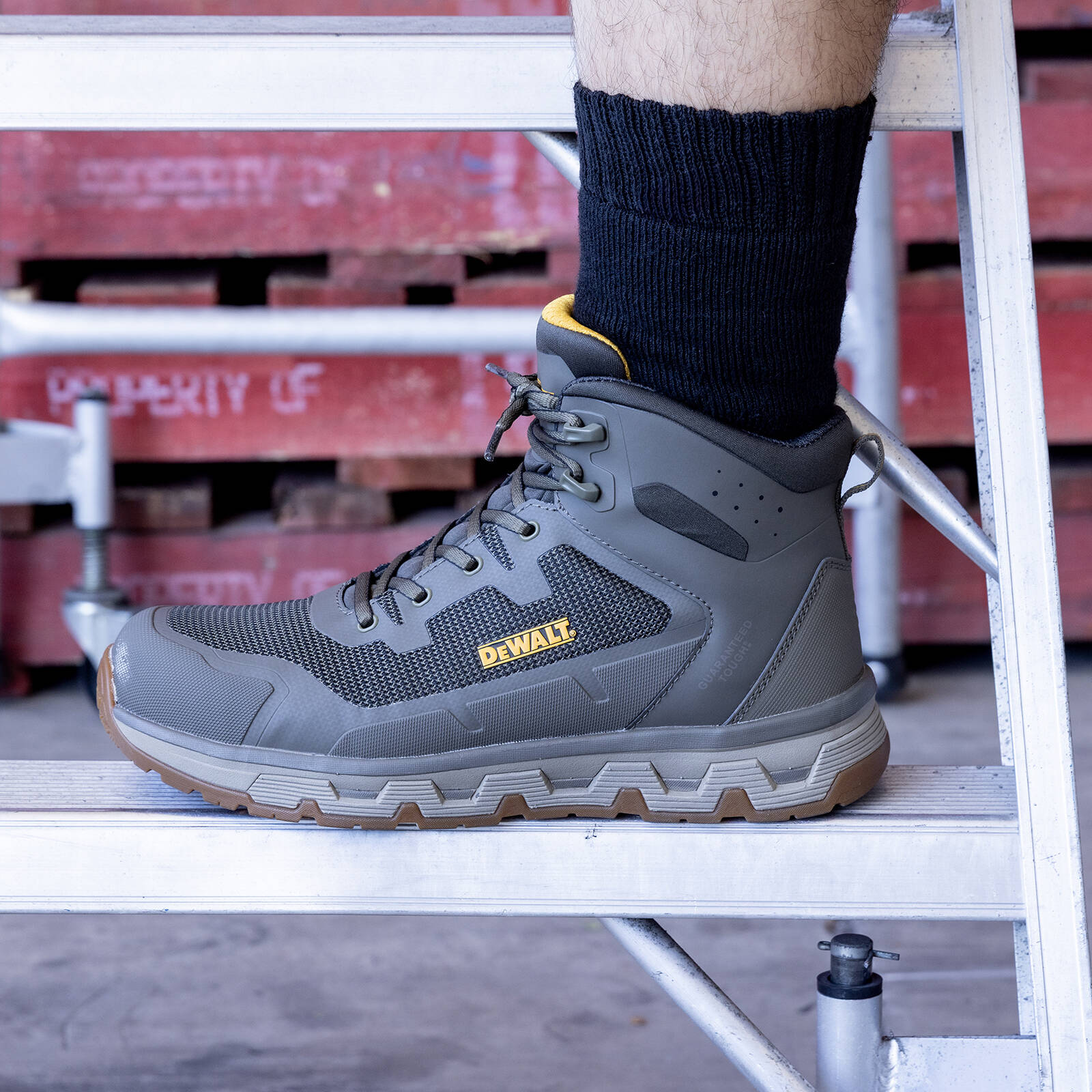 DeWALT Olive Forge Steel Cap Safety Work Boot Size 6 - SRC, 300C Heat Resistant