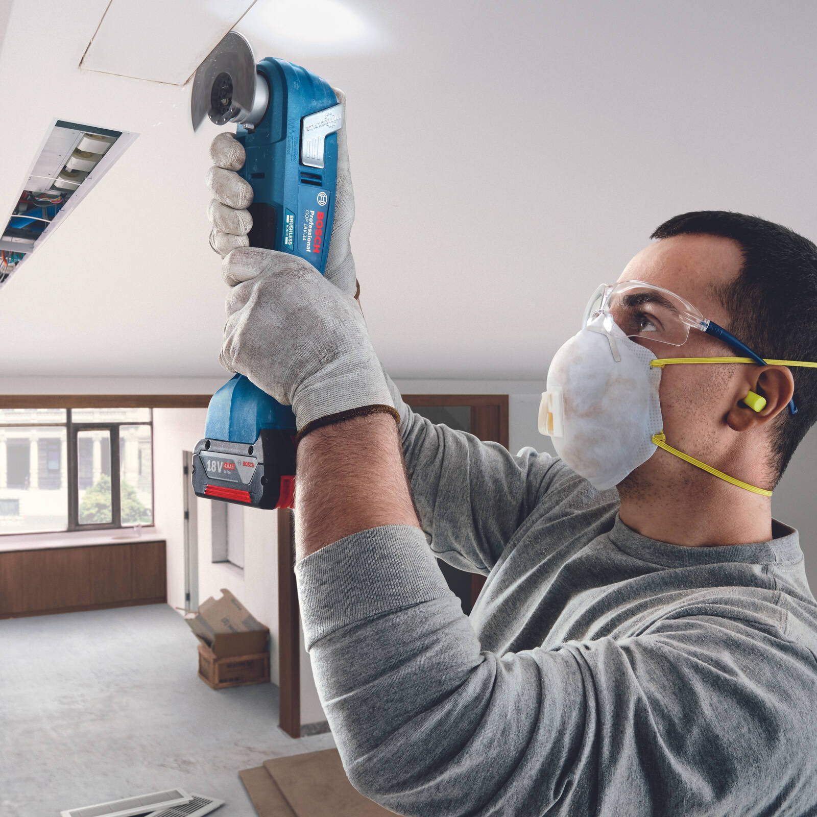 Bosch Professional 18V Brushless Multi Cutter GOP 18V-34 - Skin Only
