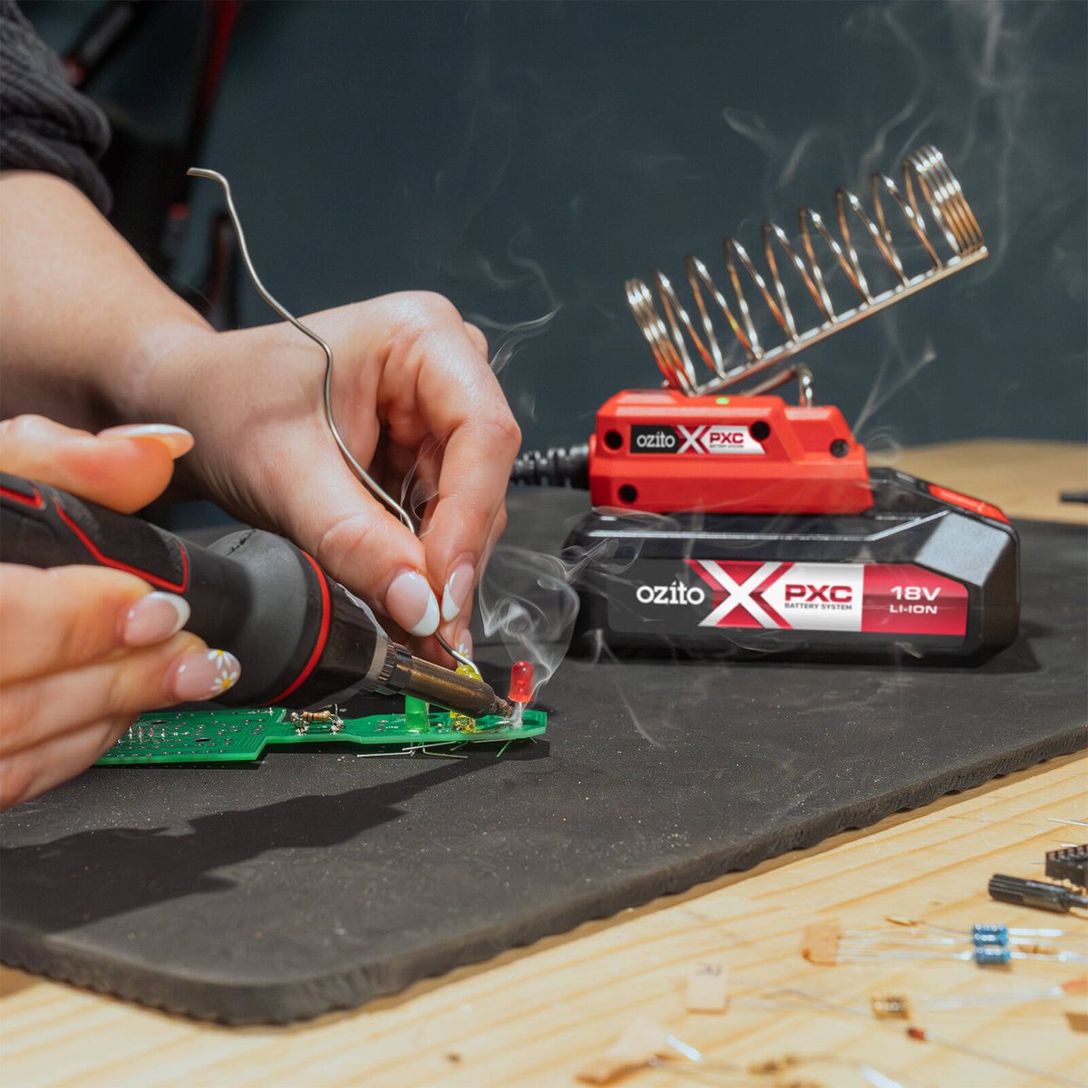 Ozito PXC 18V Cordless Soldering Iron Skin Only PXSIS-018