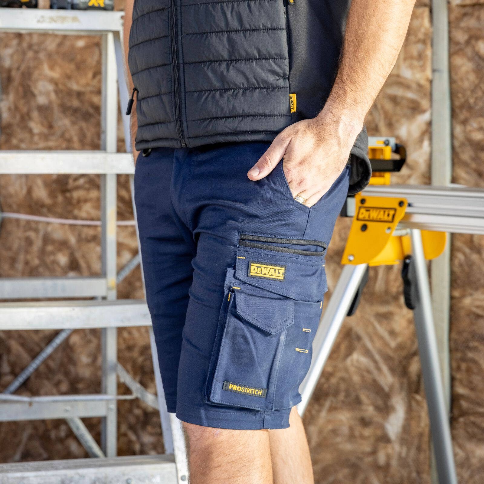 DeWALT Bennington PROStretch Work Shorts Size 34 Navy Cotton Spandex