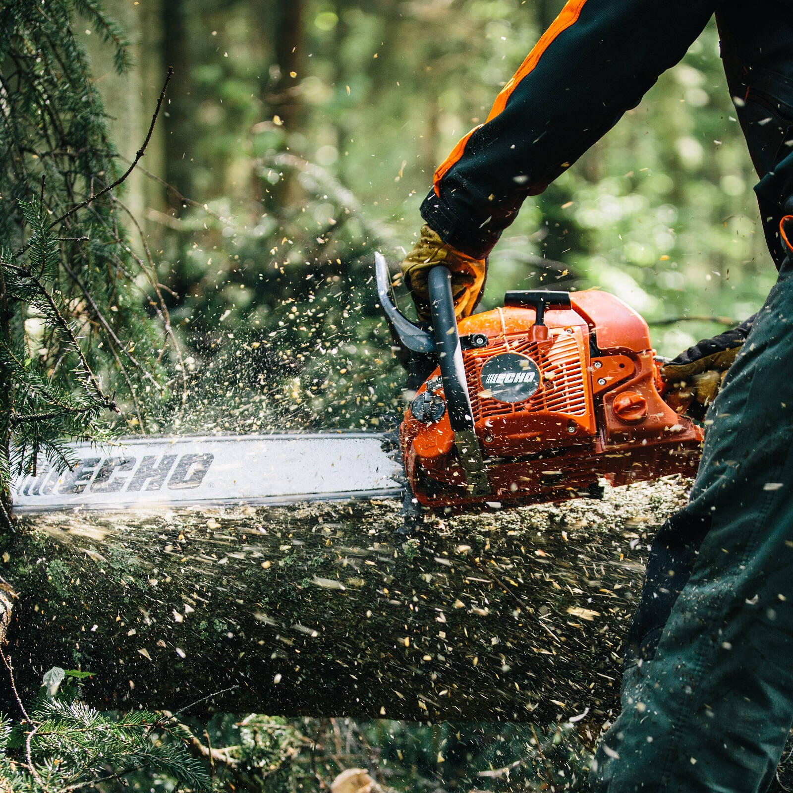 ECHO 500mm 59.8cc 2-Stroke Petrol Chainsaw CS-590/50 Orange 50:1