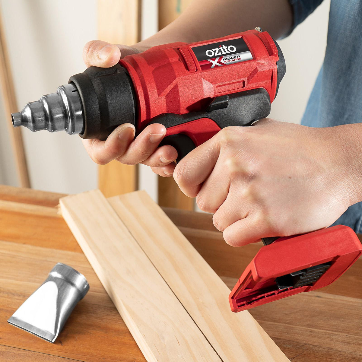 Ozito PXC 18V Cordless Heat Gun - Skin Only PXHGS-550