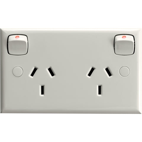 HPM 10A Double Powerpoint White 240V Surface Mount CD777WE