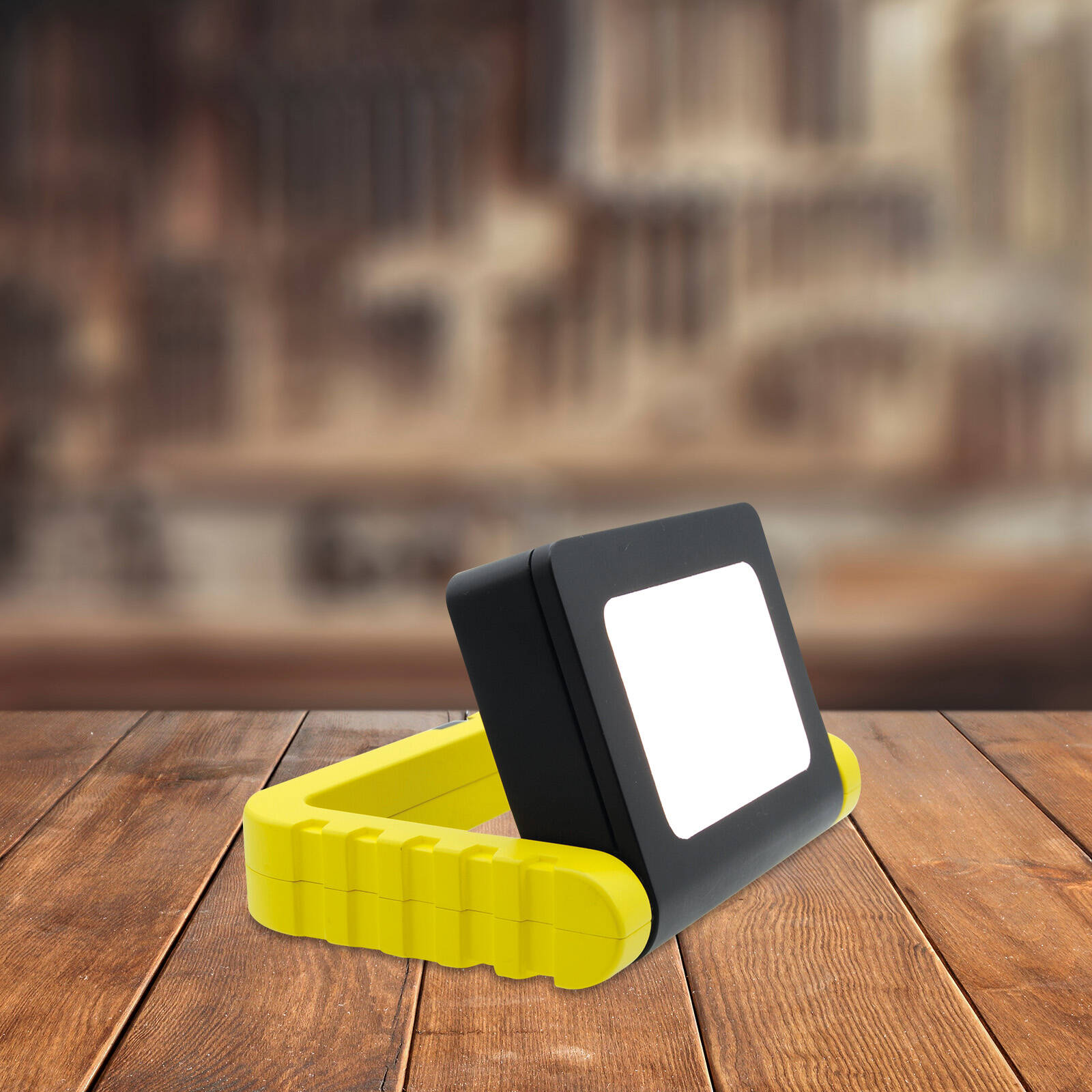 Arlec 5W 250lm Portable Battery Operated LED Work Light WL0023