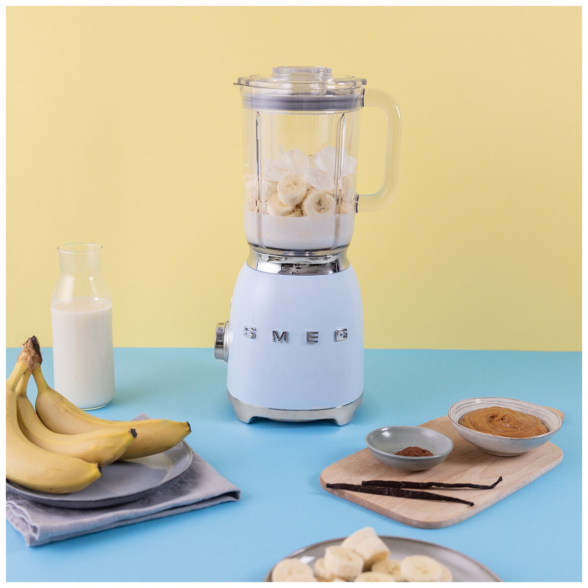 Smeg 50s Style Retro Bench Blender 1.5L - Pastel Blue - 800W Motor, 4 Preset Programs - BLF03PBAU
