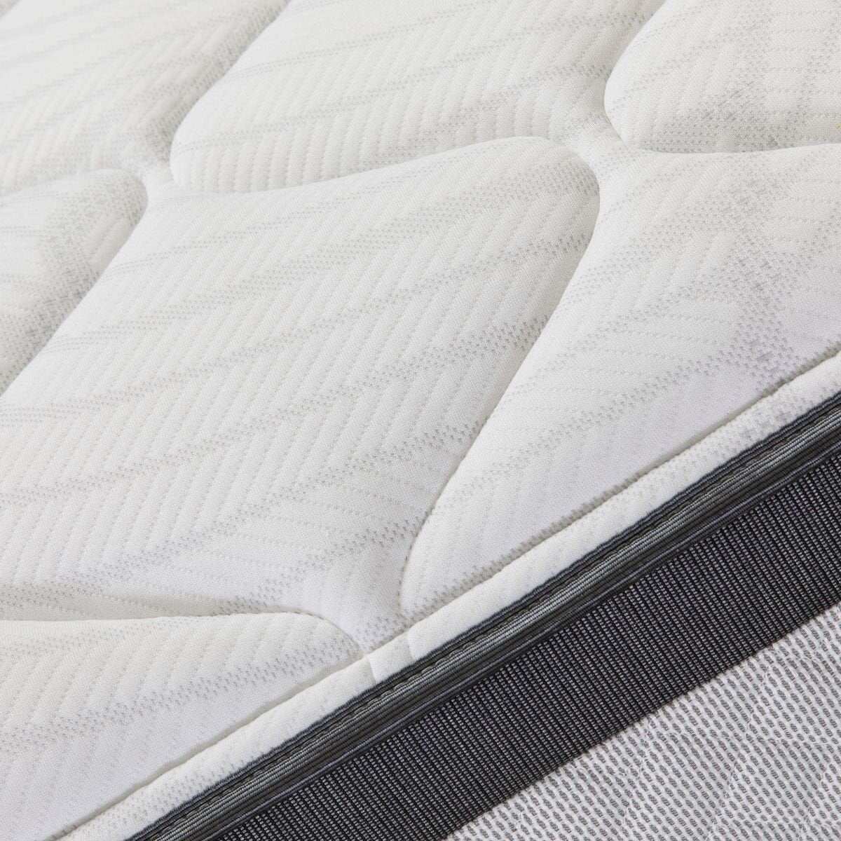 Sealy Advantage Cristal King Mattress - Plush Feel, Convoluted Quilt Layer, CoreSupport - 902144