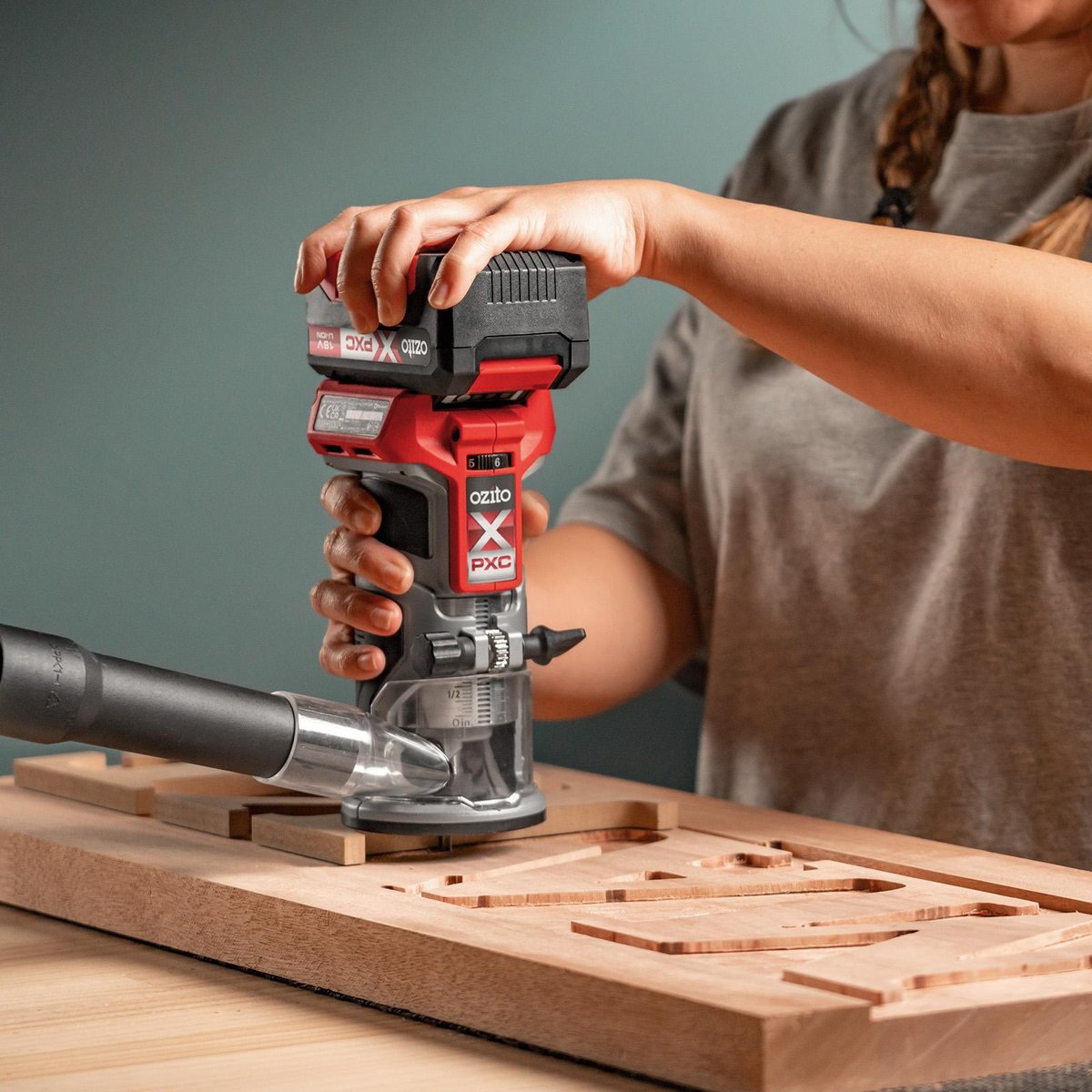 Ozito PXC 18V Brushless Cordless Trim Router 30000 RPM - Skin Only PXBLTS-018
