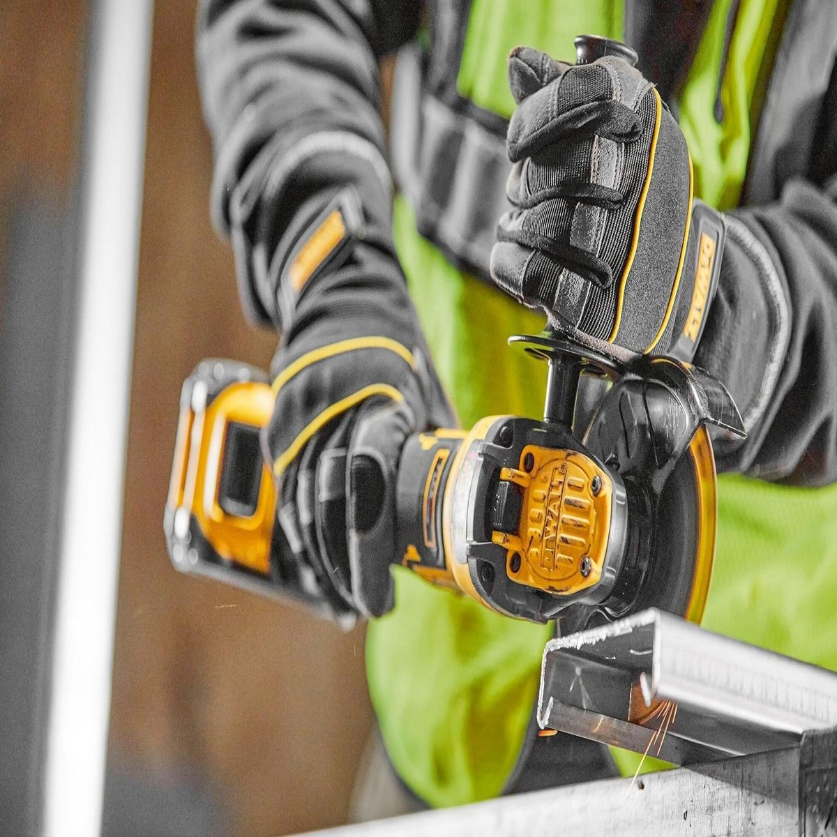 DeWALT 18V 125mm Cordless Angle Grinder Skin Only DCG416VSN-XJ