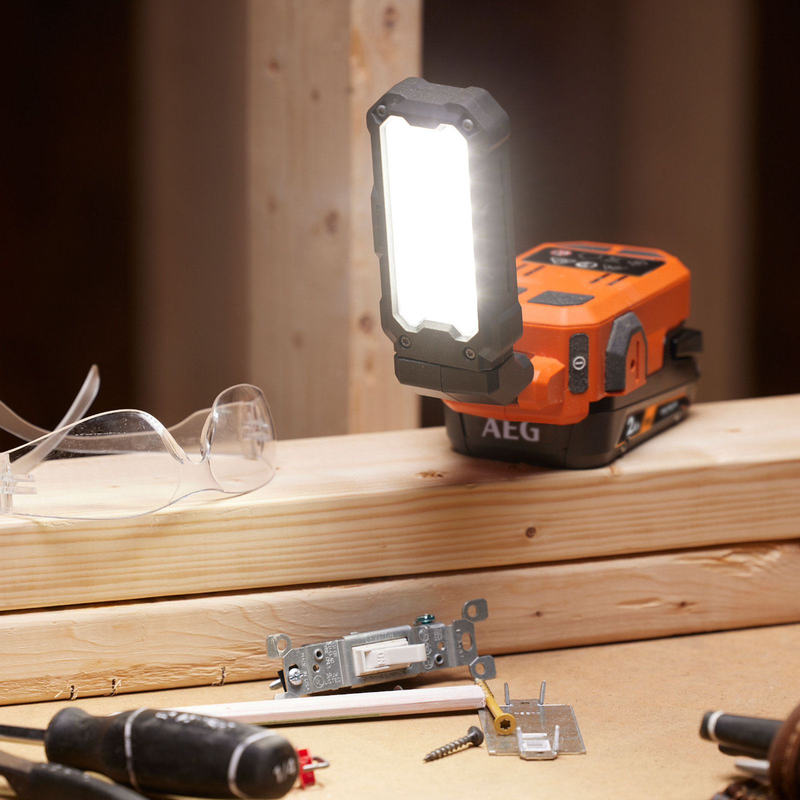 AEG 18V Magnetic Stick Light - Skin Only A18ML0
