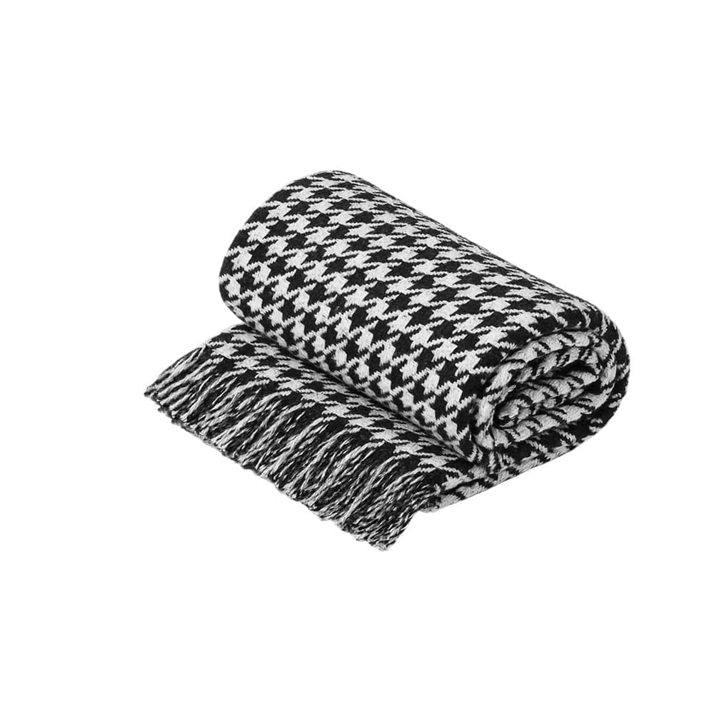 Black and White Houndstooth Bed Runner Throw - 60 x 180 cm - view 3