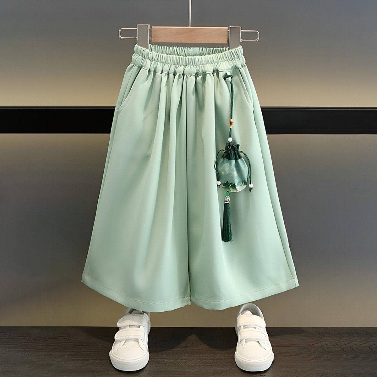 Boys Hanfu Outfit with Bamboo Embroidery - 160 cm - view 4