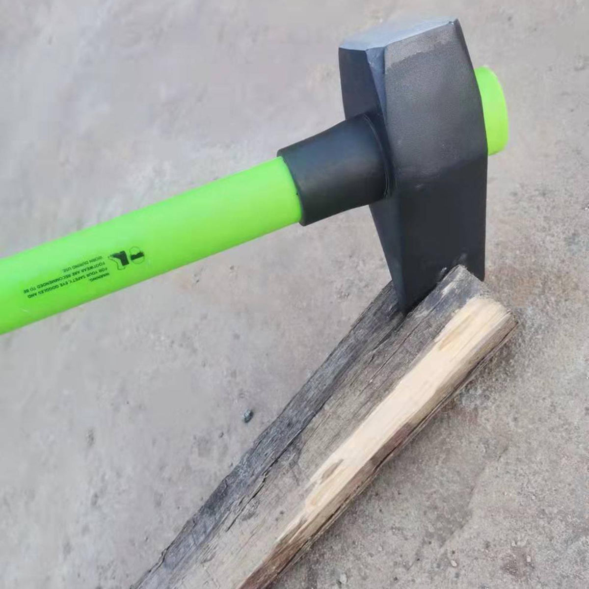 Saxon 2.7kg Blocksplitter with 900mm Fibreglass Handle & Carbon Steel Head