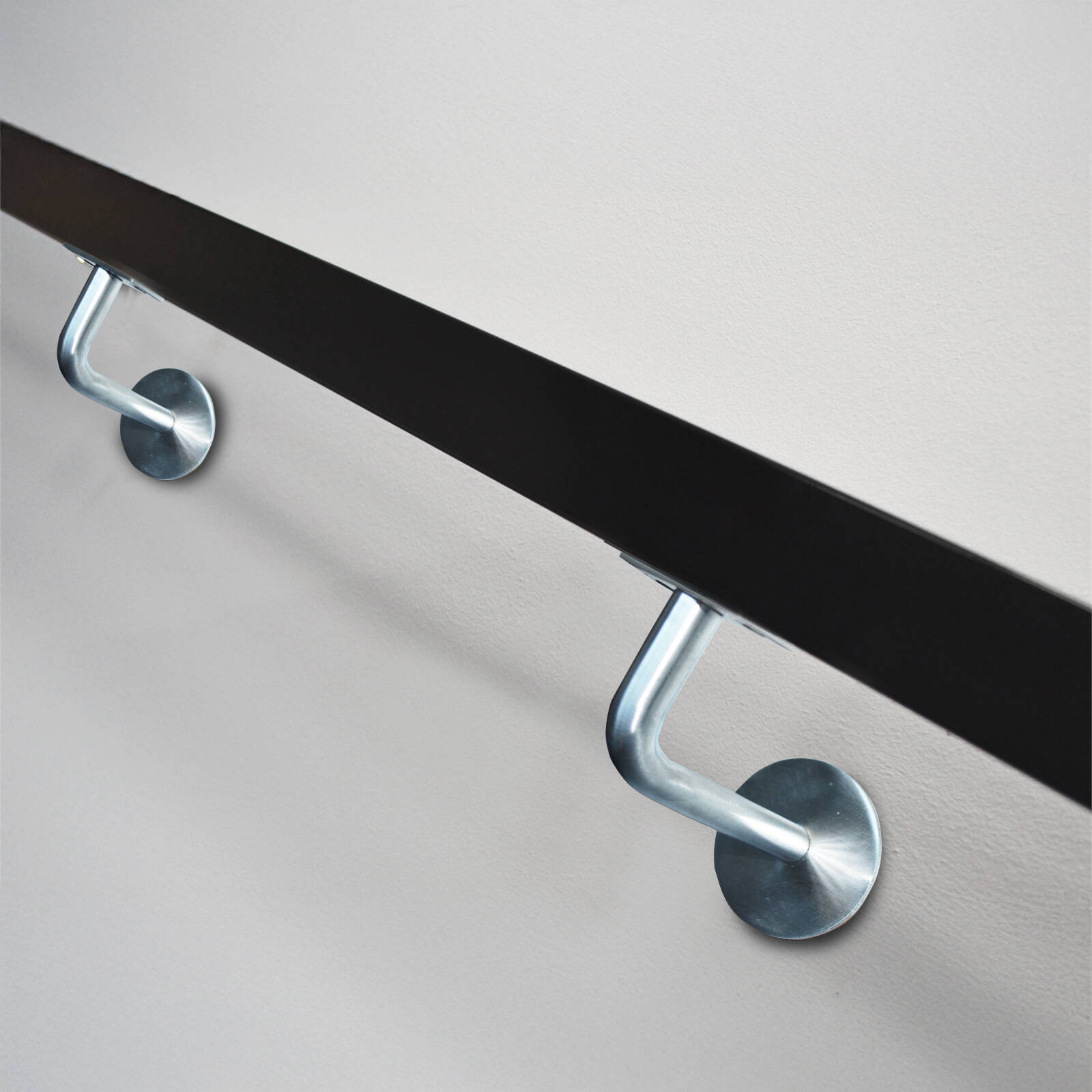Carinya Chrome Plated Steel Flat Top Angle Handrail Bracket