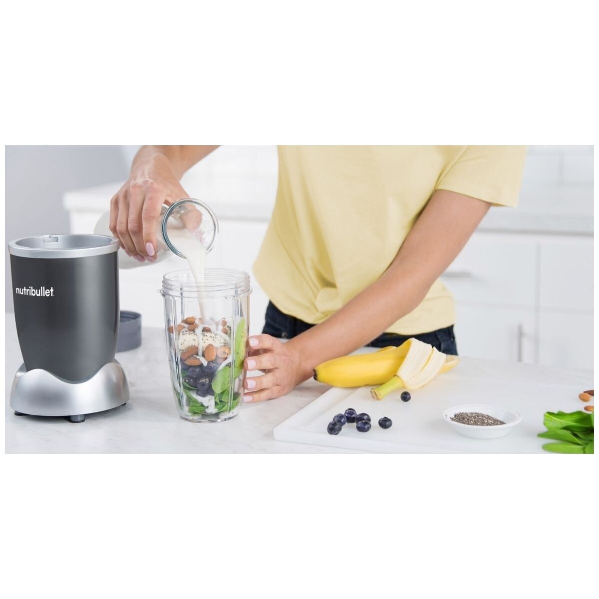 NutriBullet 600 Series 5 Piece Personal Blender - 600W Motor, Extractor Blade, Grey - NBR-0507LG