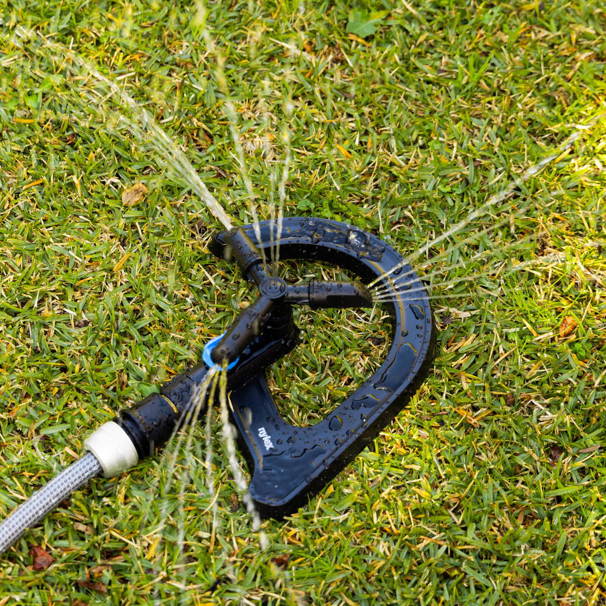 Nylex 3 Arm Rotating Sprinkler with Flow Control for Gardens & Lawns