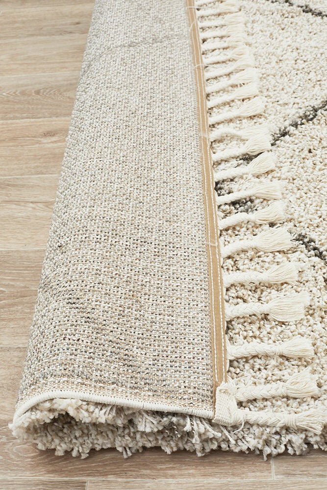 Rug Culture Saffron medium natural rug 230x160cm - power loomed polypropylene, 40mm pile - SAF22NAT230X160
