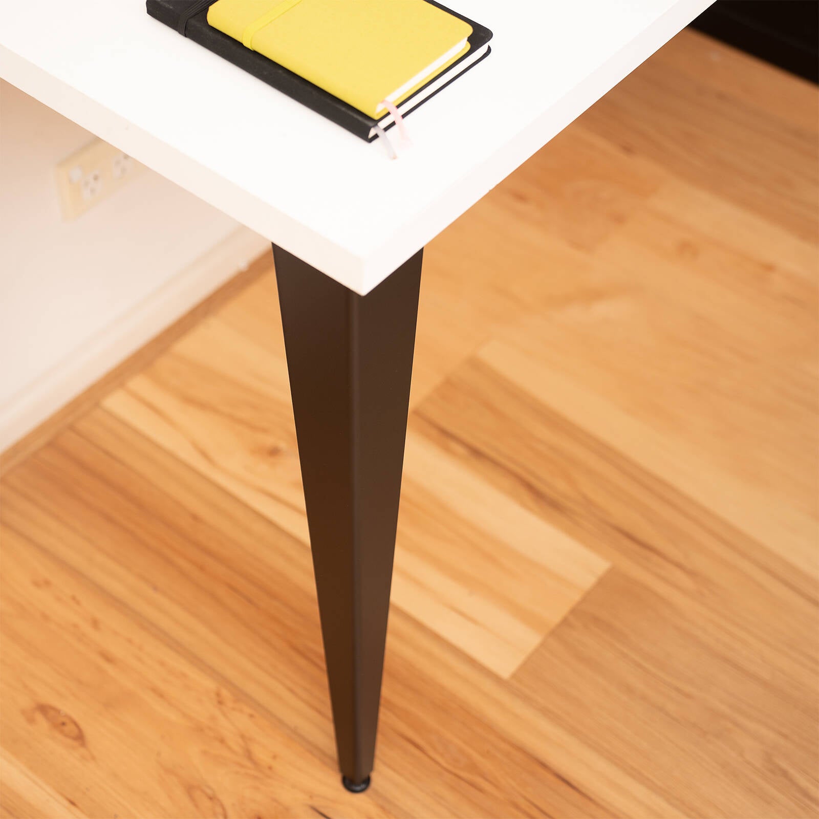 Taskmaster 710 x 2mm Black Steel Corner Furniture Leg