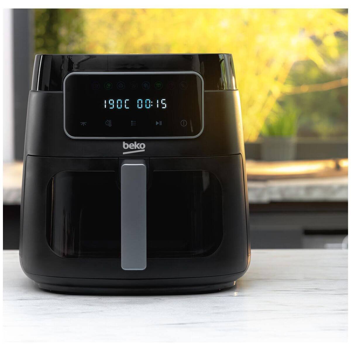 Beko 7.6L air fryer - Black, digital touchscreen, glass viewing door, 9 auto cooking programs - FRL3374B