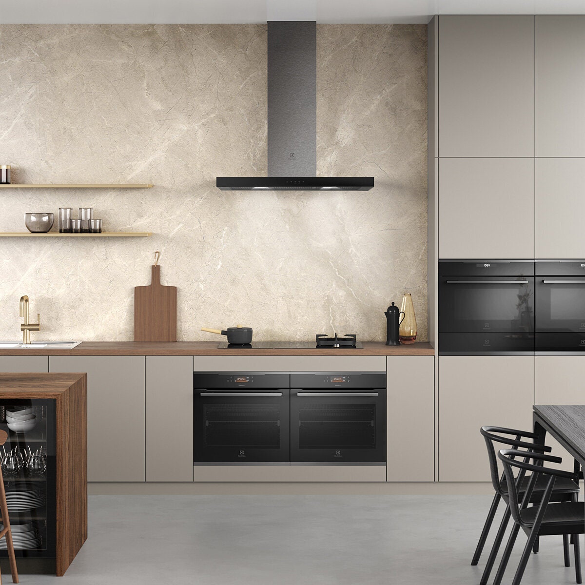 Electrolux 90cm dual fuel cooktop - 4 induction zones, 24MJ wok burner, Hob2Hood - EHH957BE