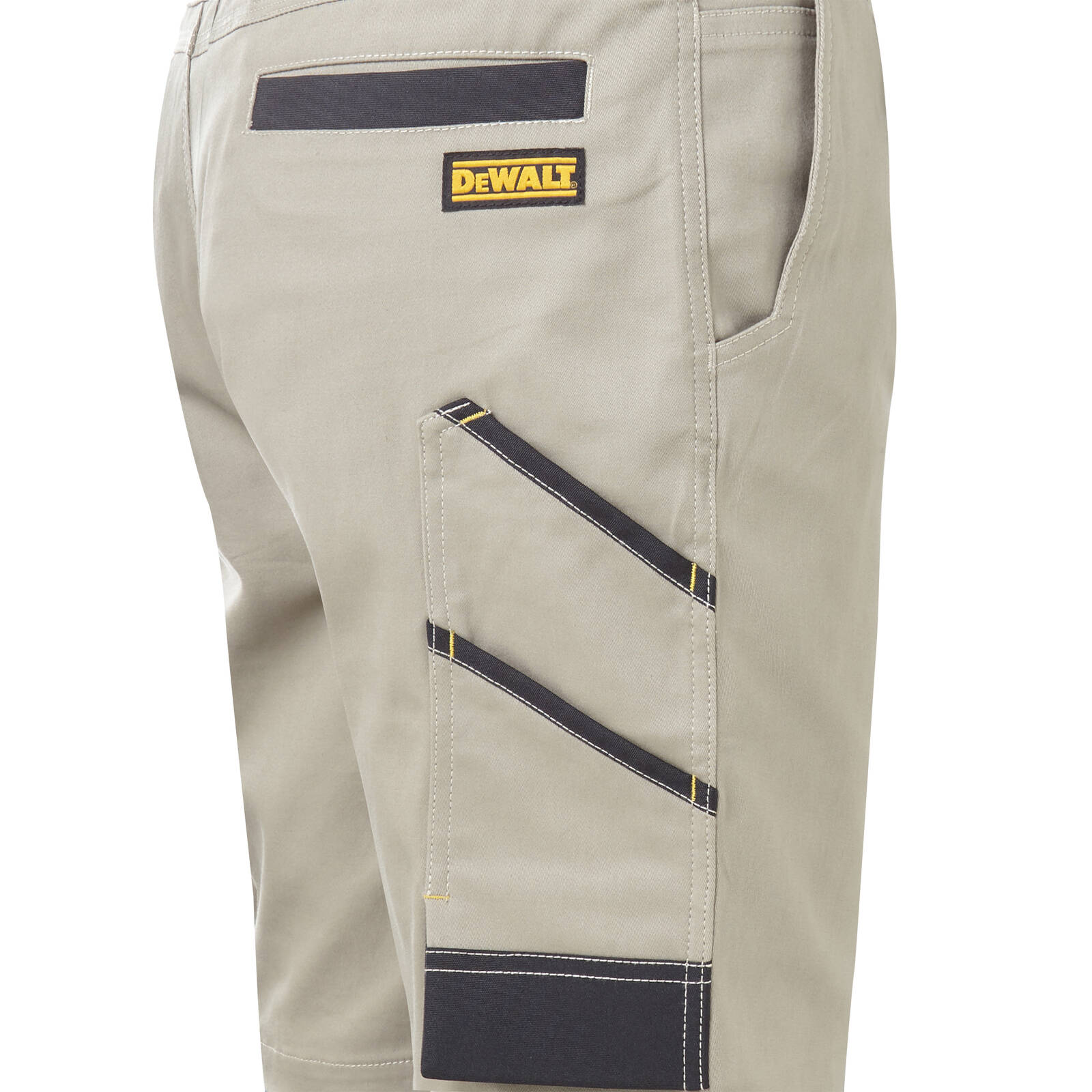 DEWALT Men's Khaki Bennington PROStretch Work Shorts Cotton/Spandex - Size 36