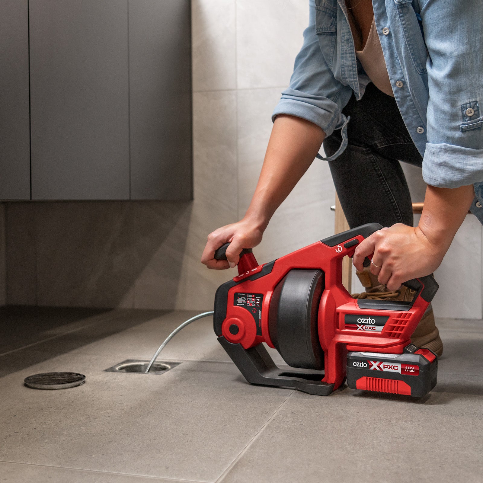 Ozito PXC 18V Cordless Drain Cleaner PXDCS-018, 7.6m Coil, Skin Only