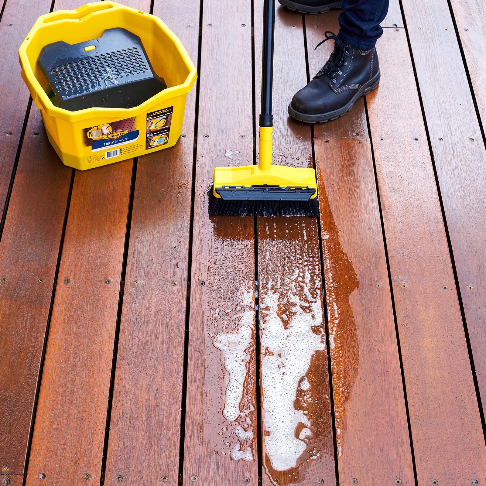 Cabot's 4L Deck Clean, Oxalic Based Timber Cleaner & Brightener, Splatter Resistant