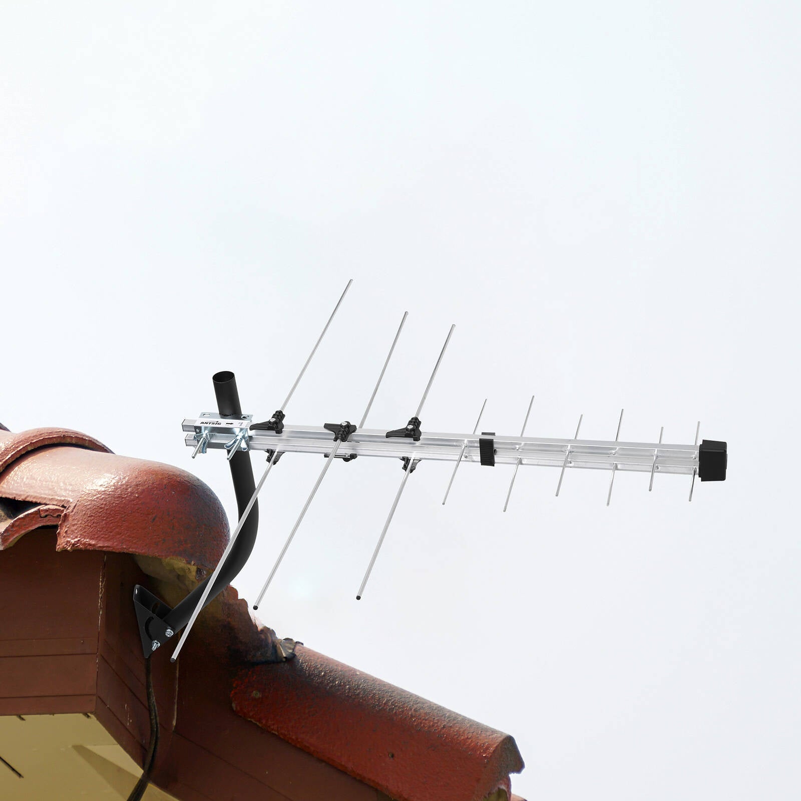 Antsig VHF UHF Outdoor TV Antenna Kit Amplified Digital AA1050