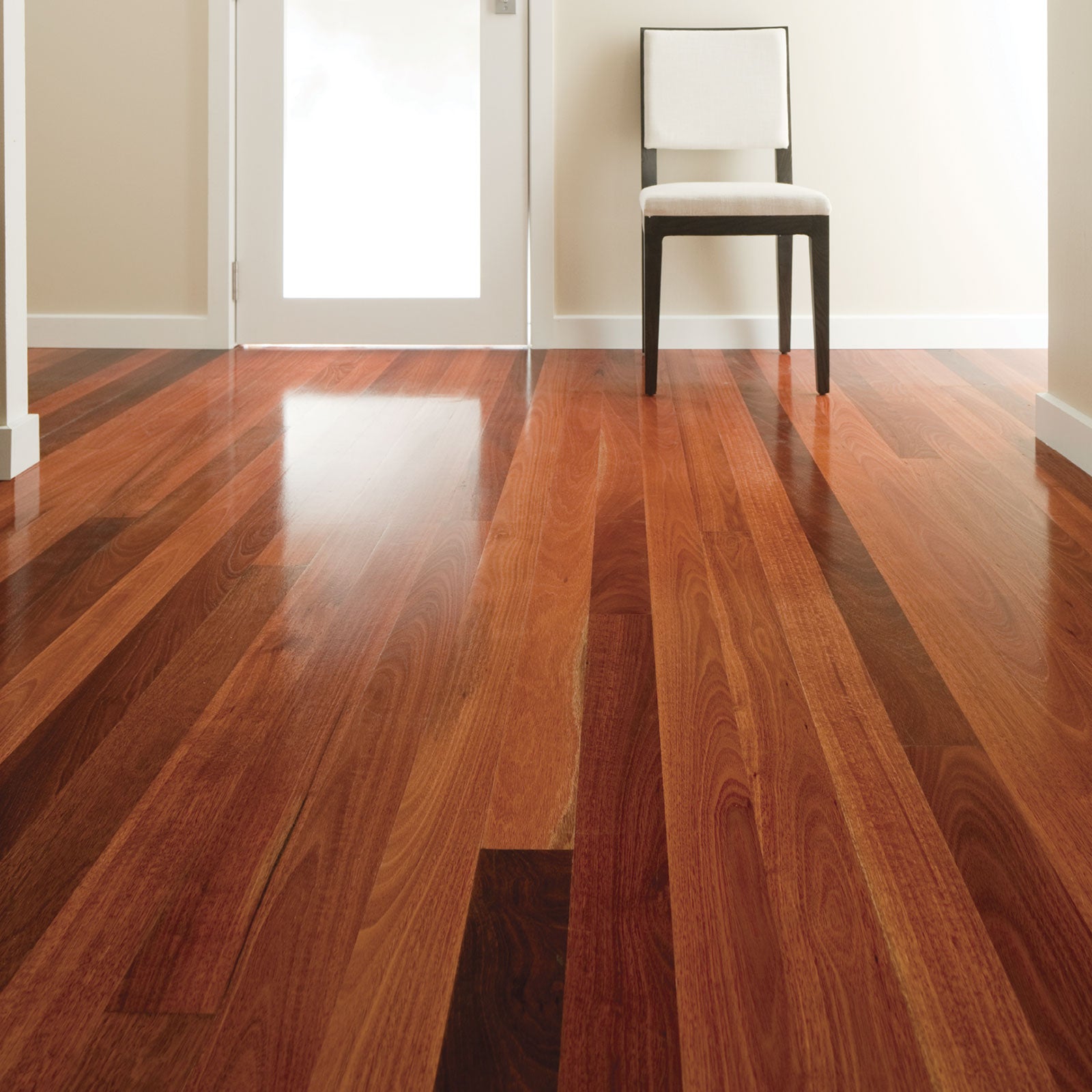 Cabot's 4L Cabothane Clear CFP Floor Polyurethane Oil Based Gloss