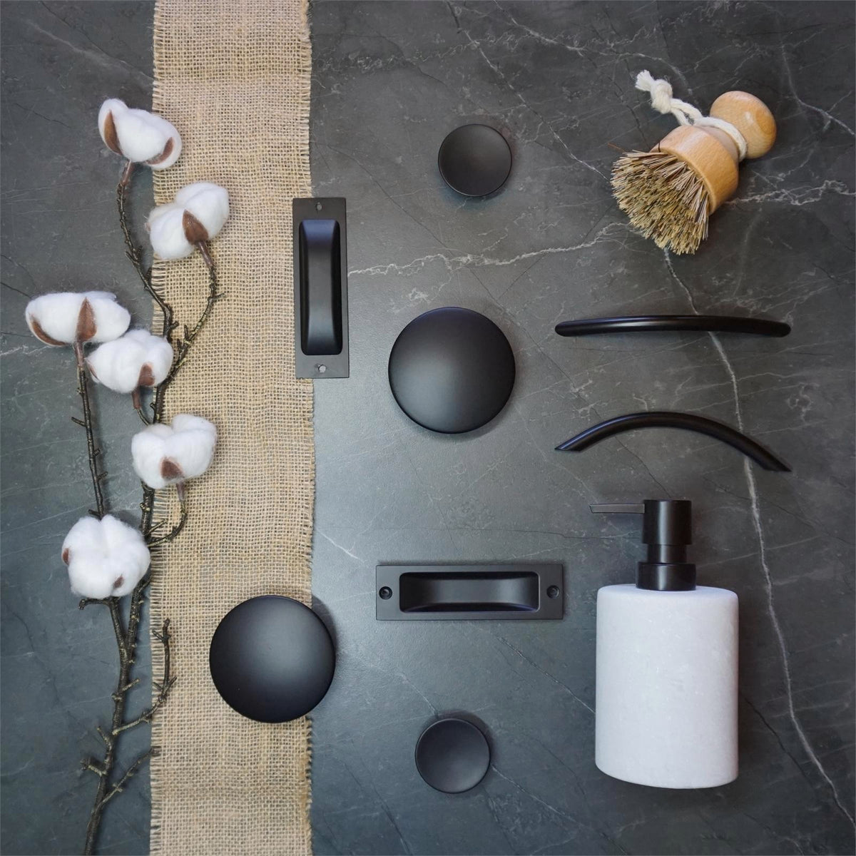 Lane 102mm Matte Black Zinc Flush Pull