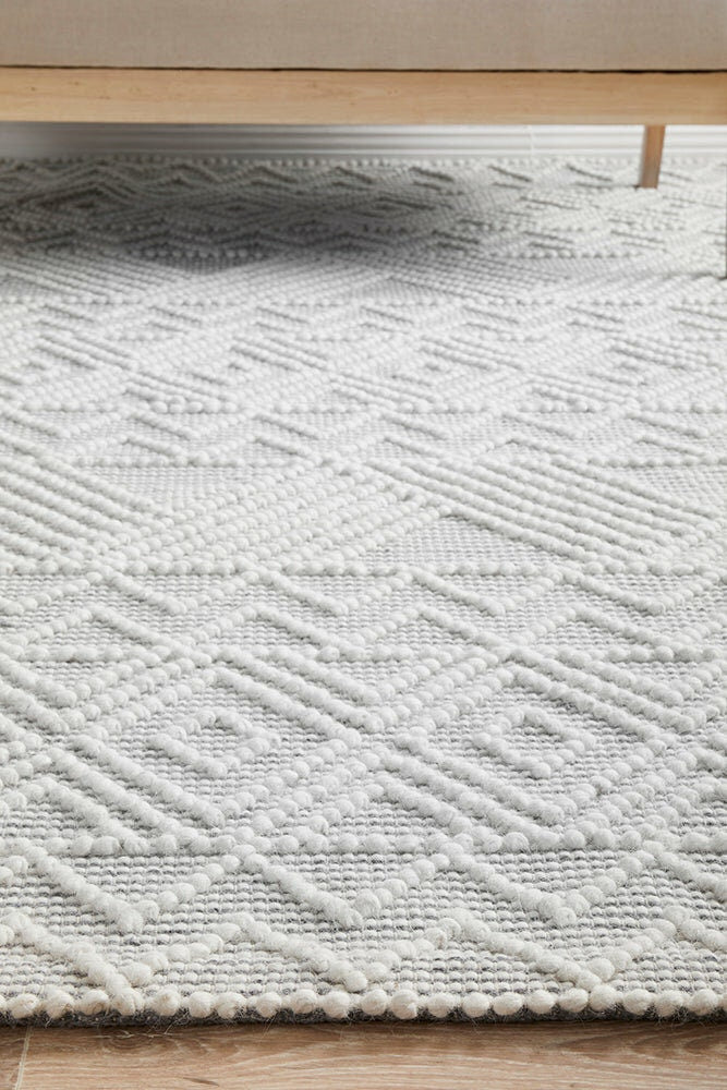 Rug Culture Maison Extra Large Rug 320x230cm - Off White and Grey Hand Loomed Wool - MSN-KATE-320X230