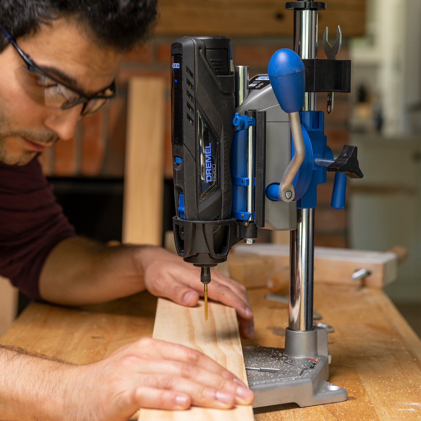 Dremel 3-in-1 Workstation Attachment Drill Press 220, Grey and Blue