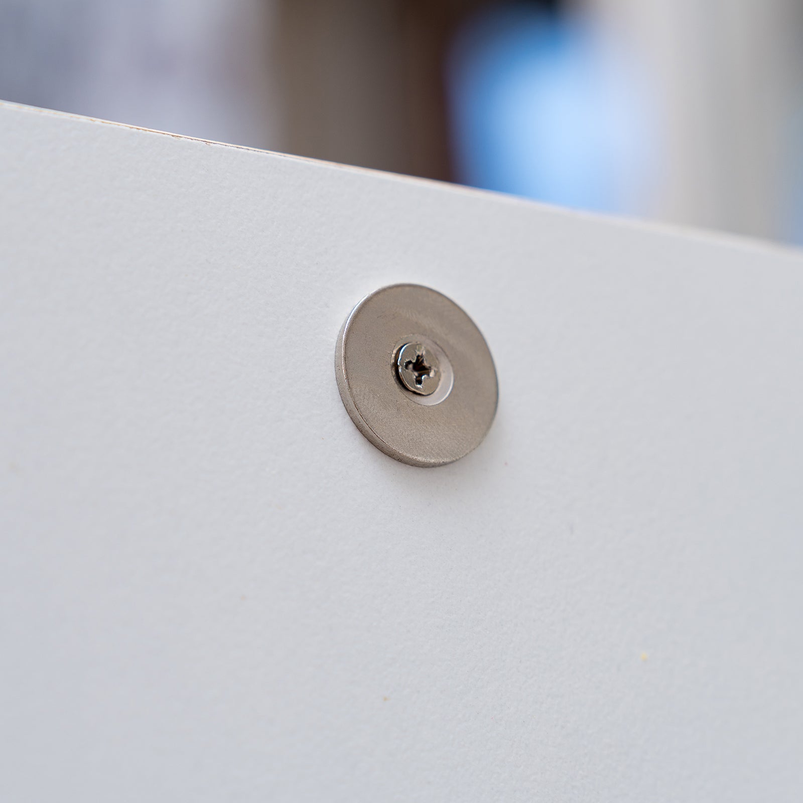 Taskmaster 38mm White Push To Open Magnetic Catch Plastic 2 Pack