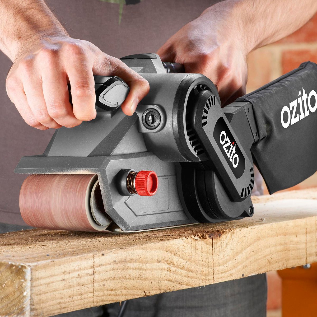 Ozito Belt Sander - 75 x 533mm - Plastic - Dust Bag - SuperSaverAU - view 5