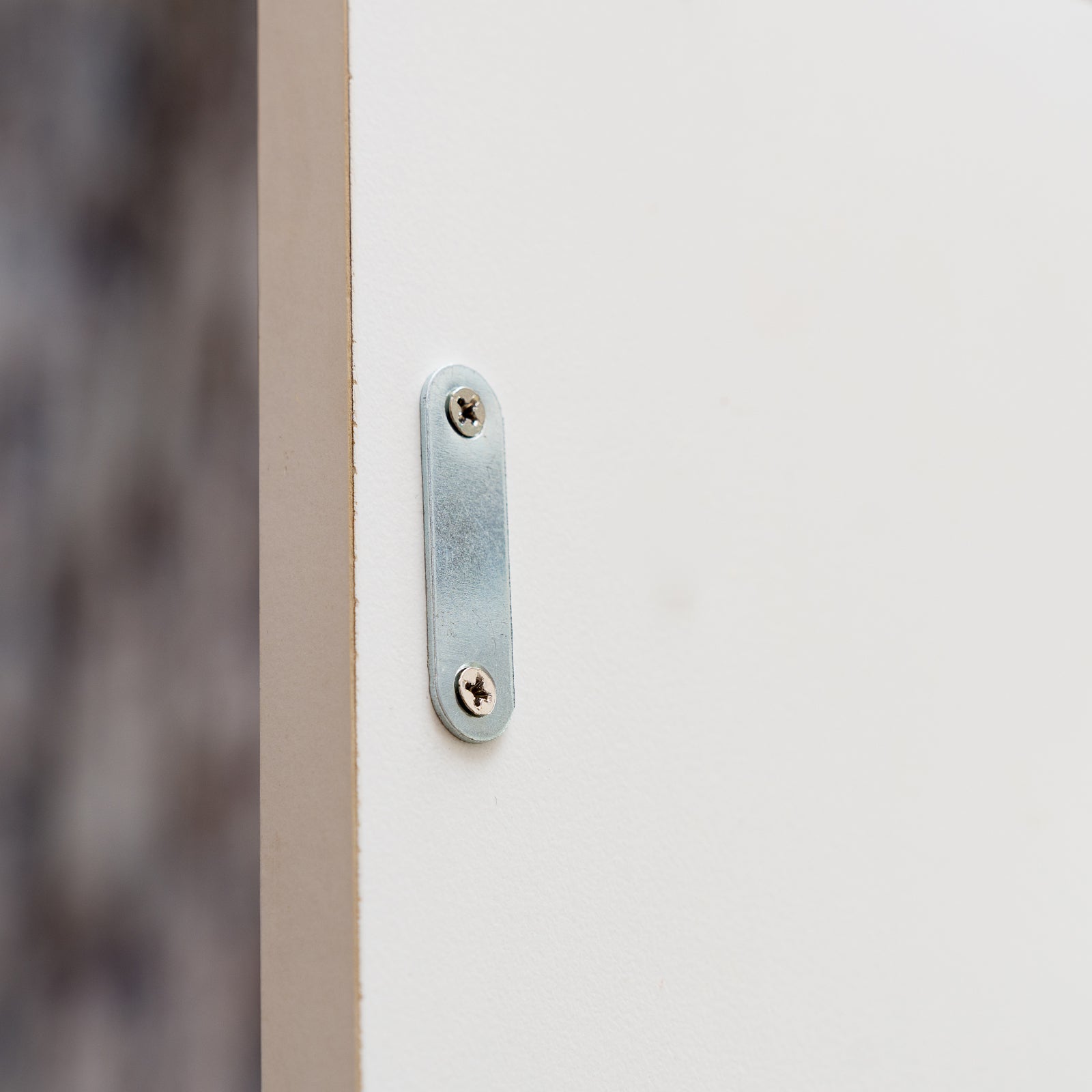 Taskmaster 46mm White Magnetic Door Catch Plastic 3 Pack