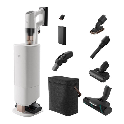 Electrolux 800 Series cordless stick vacuum with Clean Station - auto-empty bin, extra battery - EFP81825SB