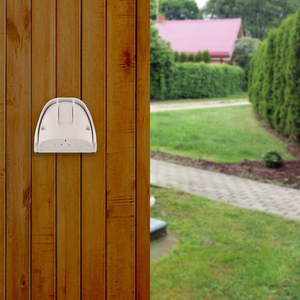 DETA Weatherproof Single Power Point with Paddle Lock, White, 10A 240V, Surface Mount (6297B)