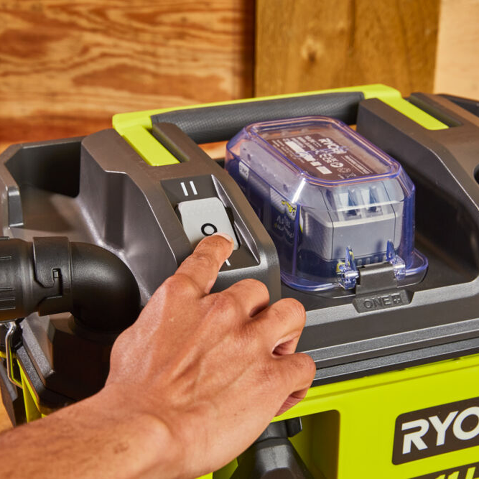 Ryobi 18V ONE+ 11L Wet and Dry Project Vacuum RWDV1811
