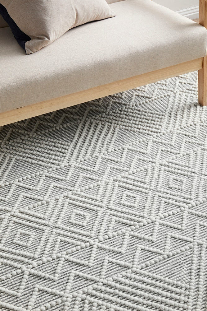 Rug Culture Maison Extra Large Rug 320x230cm - Off White and Grey Hand Loomed Wool - MSN-KATE-320X230